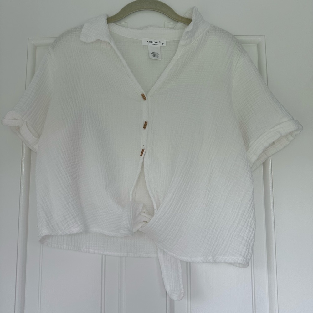 Kirious Los Angeles White Gauzey Top w/ Gold Buttons and Knot in Front